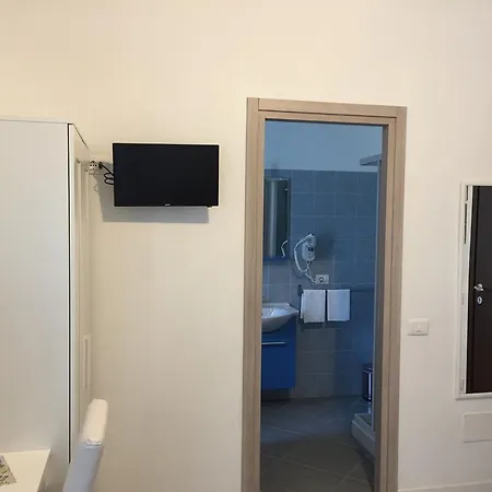 水瓶座罗马酒店