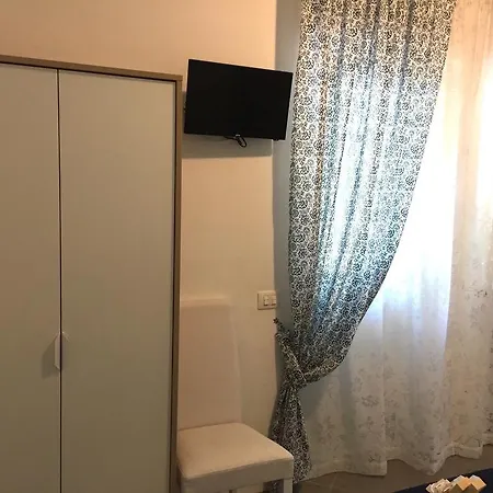 水瓶座罗马酒店 住宿加早餐酒店 3*