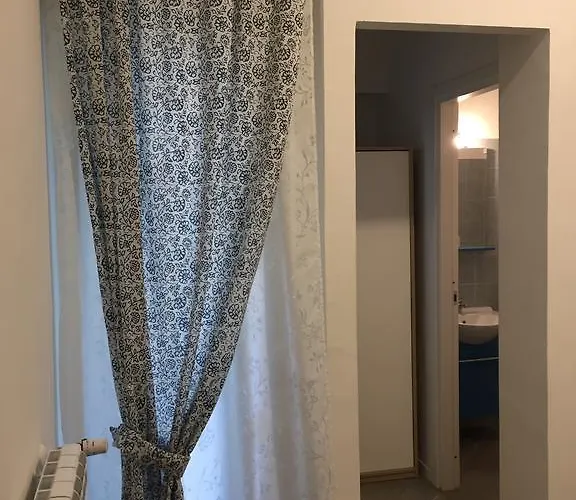 水瓶座罗马酒店