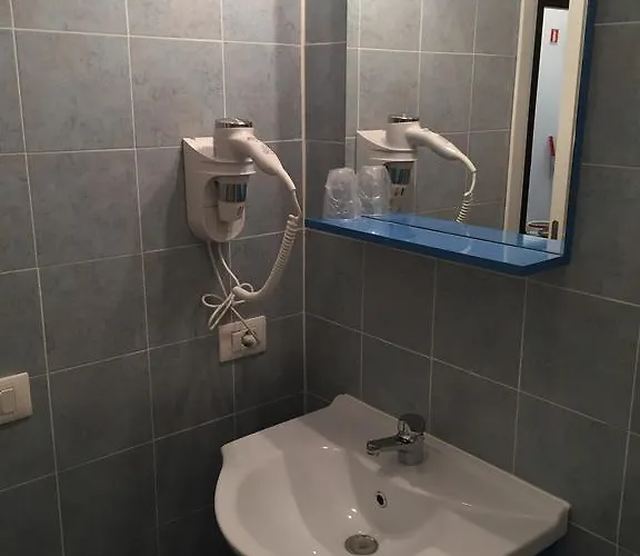 水瓶座罗马酒店 住宿加早餐酒店 3*